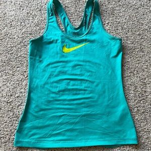 Nike workout top